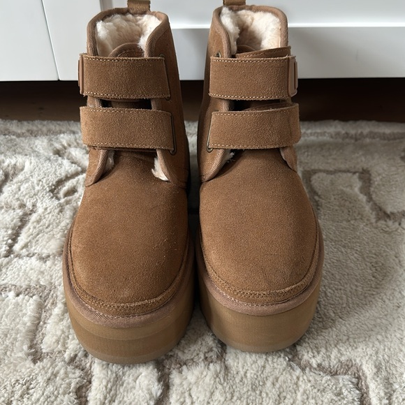 Ugg Platform Boots - Picture 2 of 8